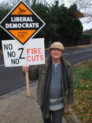 Bernie Spoor against fie cuts